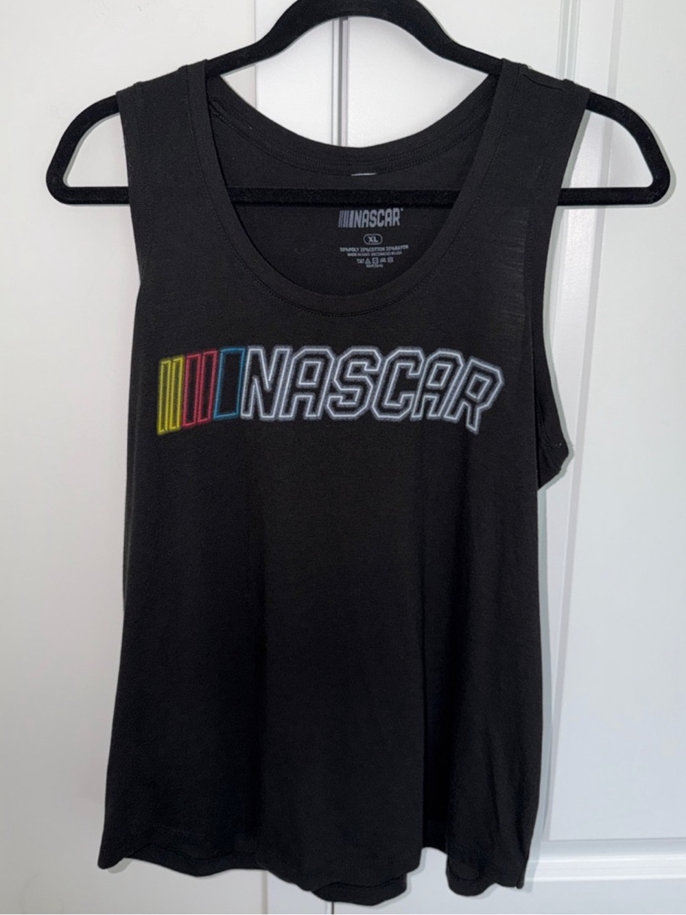 NASCAR Women’s XL Black Graphic Tank Top Rainbow Logo